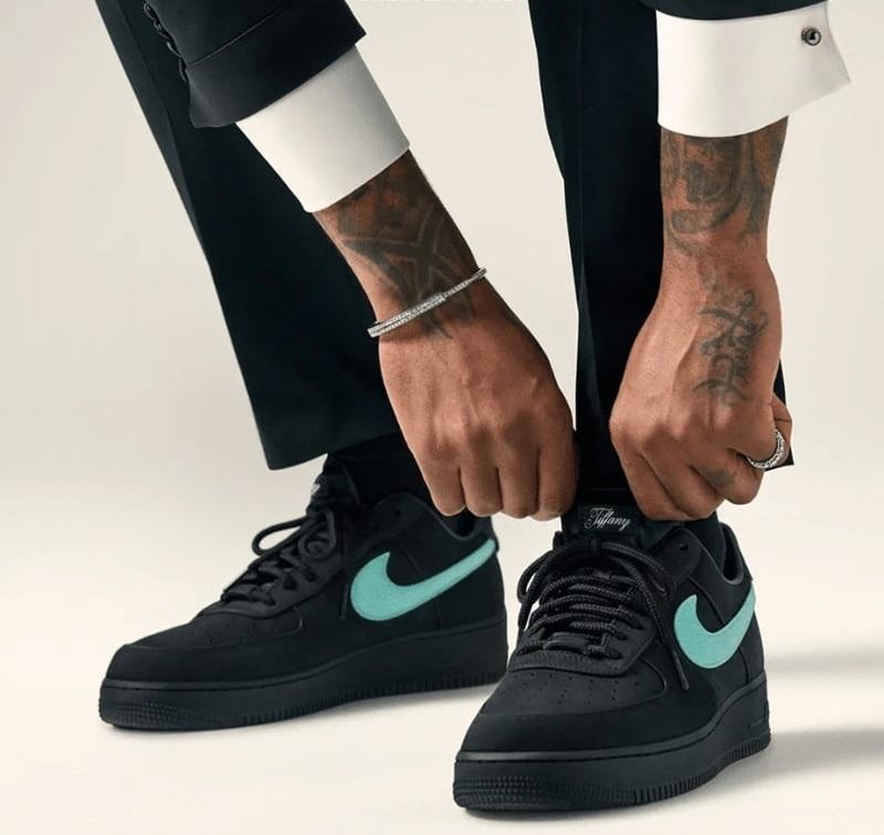 Sneaker