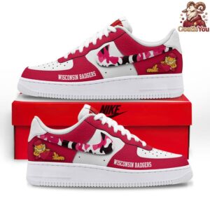 Wisconsin Badgers x Garfield Limited Edition Air Force 1 2